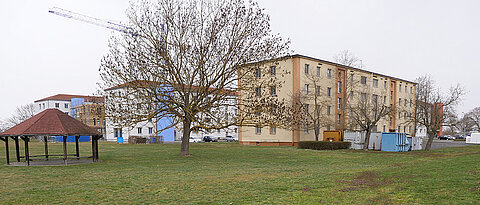 Where building number 50 (right) currently stands on the North Campus, a new building for CAIDAS will be constructed by the end of 2023. To the left, the mathematics buildings. 